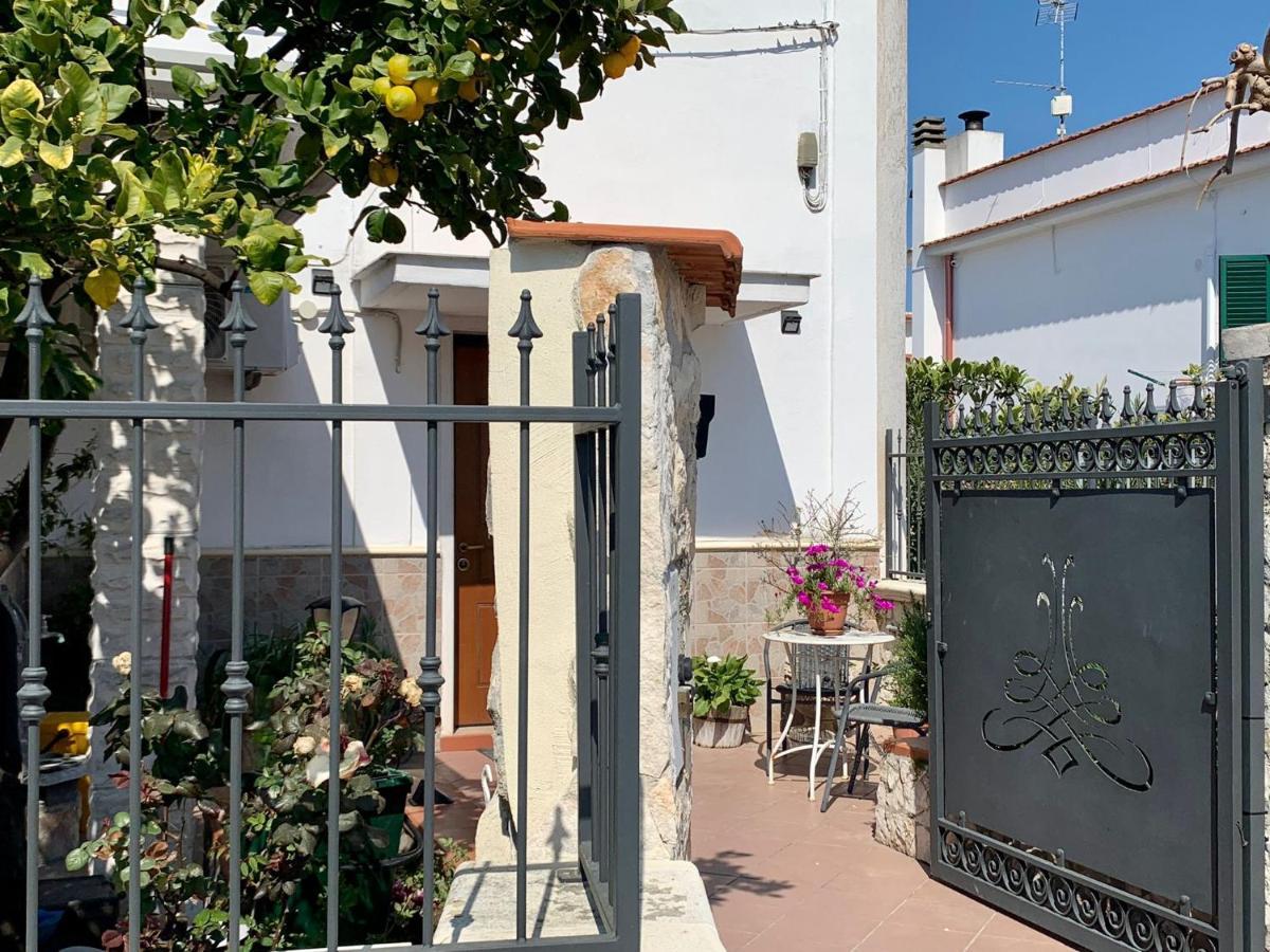B&B Casa Biscotti Peschici Exterior photo